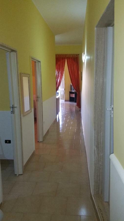 Casa Vacanza Via Lazio Торре-Лапилло Экстерьер фото